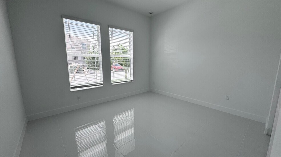 Building Photo - 5722 Aleppo Pine Pl
