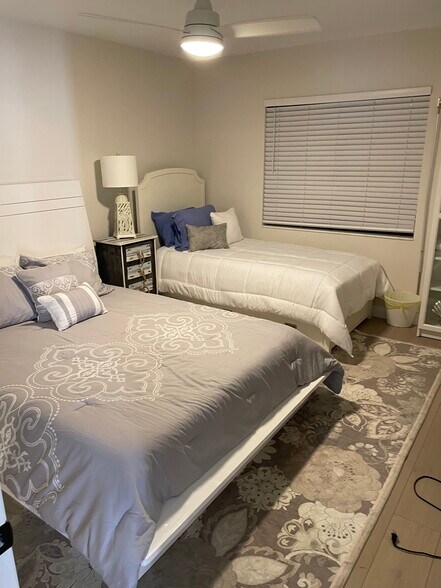 Guest Room - 8400 Estero Blvd