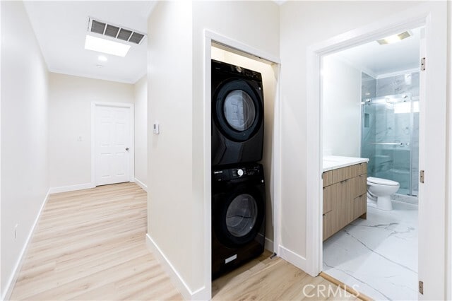 Building Photo - 720 E Windsor Rd