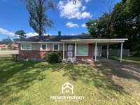 Building Photo - 242 Sullivan Dr