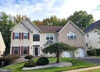 Building Photo - 23 Blackbird Ct