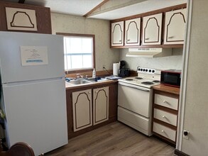 Building Photo - 30 Upper Price Ln