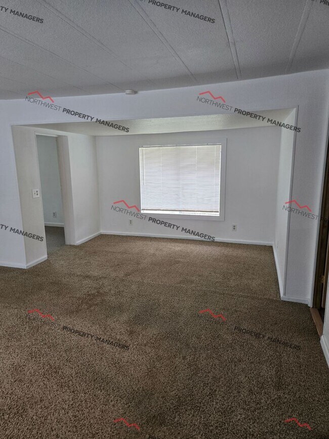 Building Photo - STATUS: *RENTED* | R255G | $1750