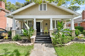 Building Photo - 2929 Forbes St
