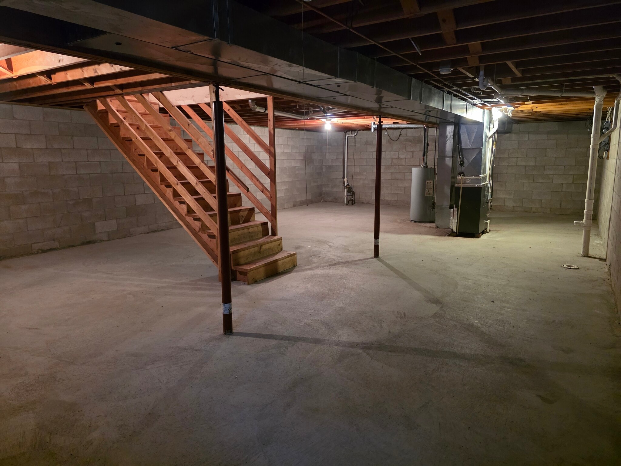 Full Basement - 1207 E 14th St