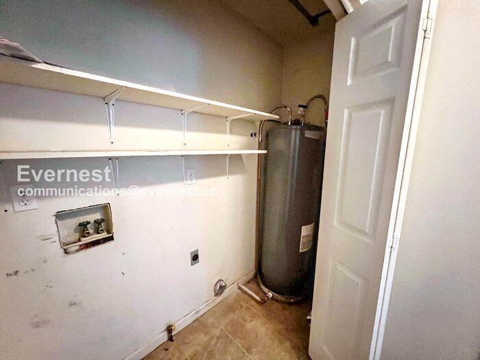 Building Photo - 26 Silverleaf Ct