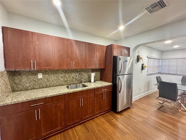 Building Photo - 3010 N 73rd Ave