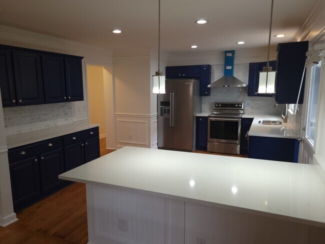 Primary Photo - 1295 Sells Ave SW