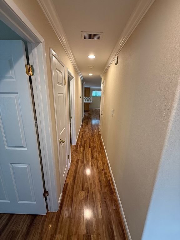 Building Photo - 106 Almanor Dr