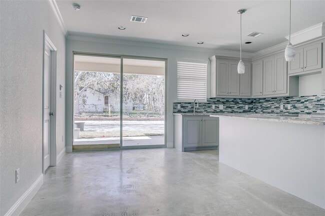 Building Photo - 2806 Gordon Ave