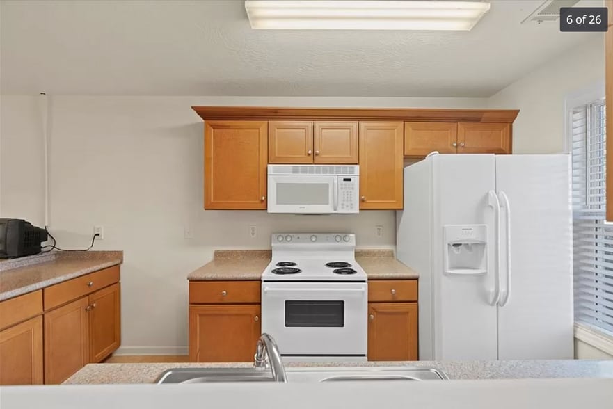 Building Photo - 604 Beretta Dr