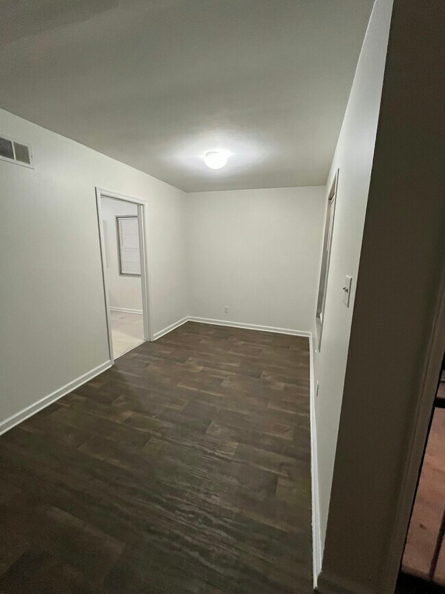 Building Photo - 3476 Obion Dr