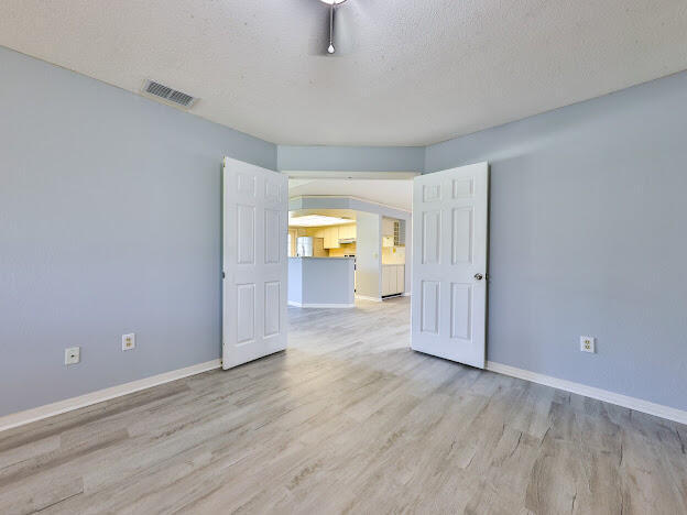 Building Photo - 3901 Loquat Rd