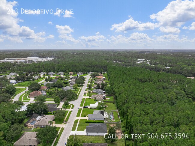 Building Photo - 213 Deportivo Dr