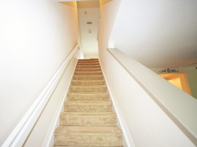 Building Photo - 1562 Grande Cull Way