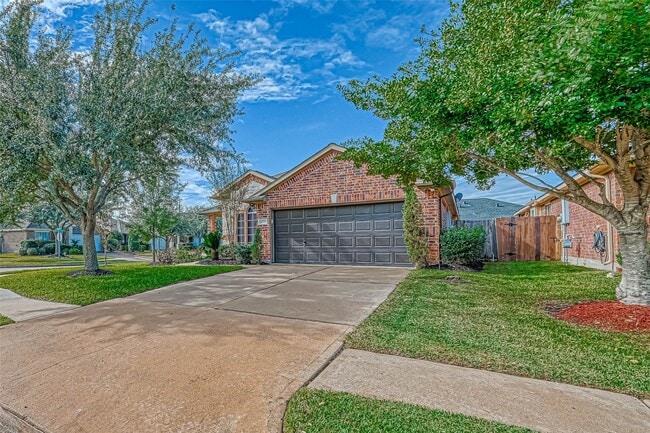 Building Photo - 4727 Wind Trace Dr