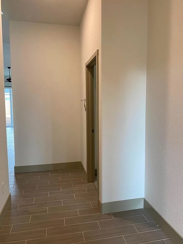 Building Photo - 2467 Valverde Dr