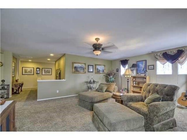 Building Photo - Welcoming Home with Solar and Great Locati...