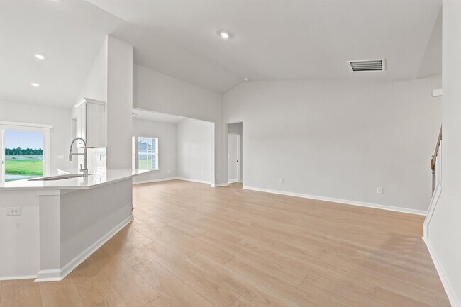 Building Photo - 334 Kindred Spirits Dr