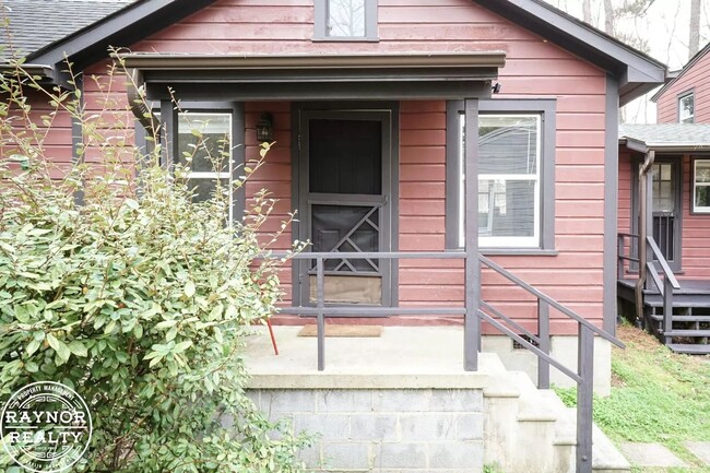 Building Photo - 1724 Legion Rd