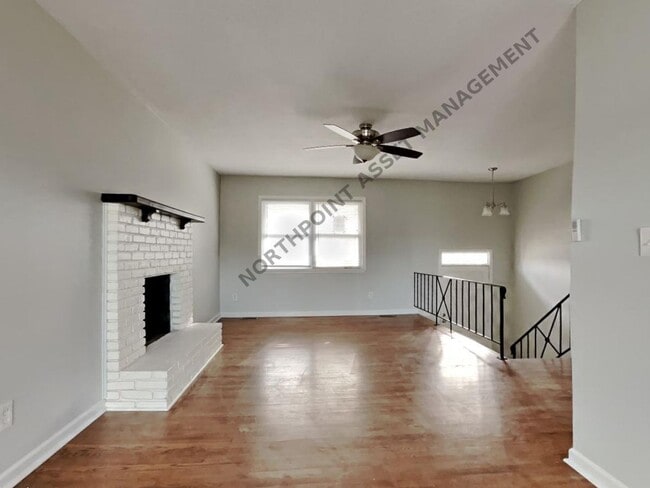 Building Photo - Newly Renovated Single Family Home | 3 BR/2.5BA | 1-Car Covered Parking