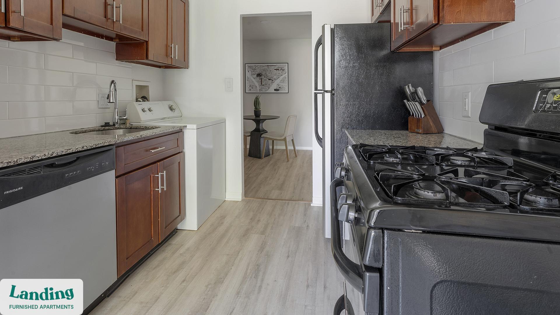 Building Photo - 6220 Springhill Dr