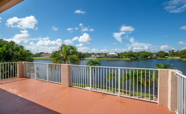 Building Photo - 122 SW 164th Terrace