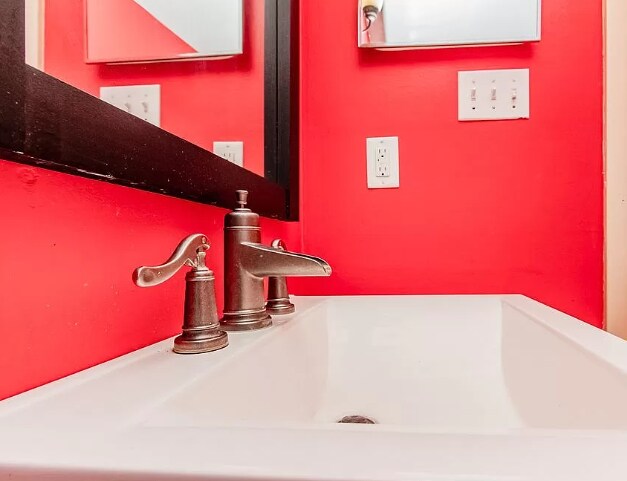 Building Photo - 6414 Hollyhock Ct