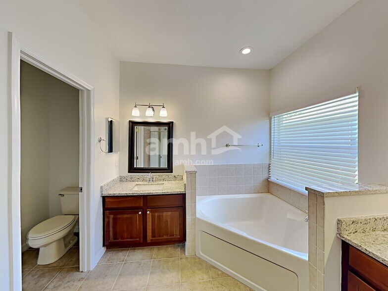 Building Photo - 6226 Bridgevista Dr