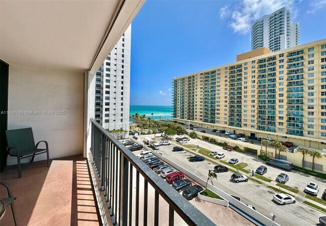 Building Photo - 2401 S Ocean Dr
