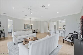 Building Photo - 5030 Blauvelt Way