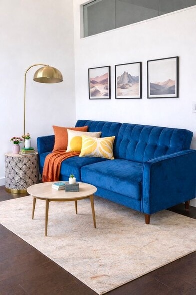 Building Photo - 110 Channel St