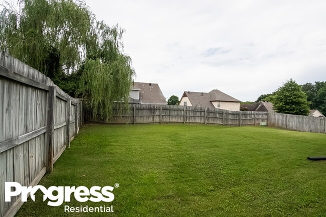 Building Photo - 3462 Clepsyda Dr