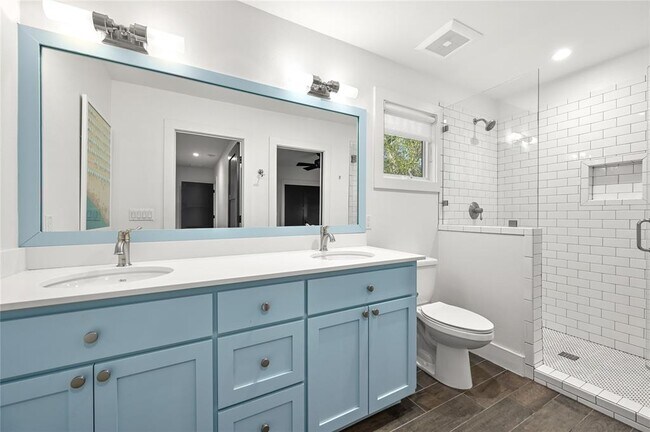 Building Photo - 1101 Lorrain St