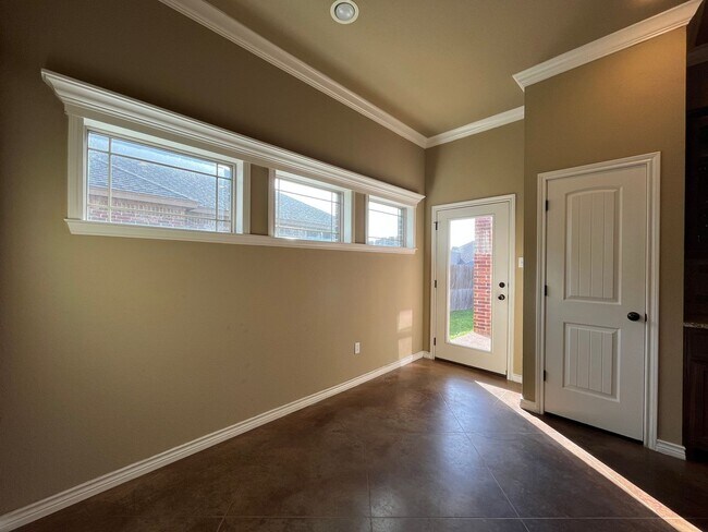 Building Photo - 3137 Silver Saddle Dr