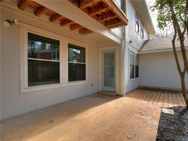 Building Photo - 8103 Tuscarora Trail