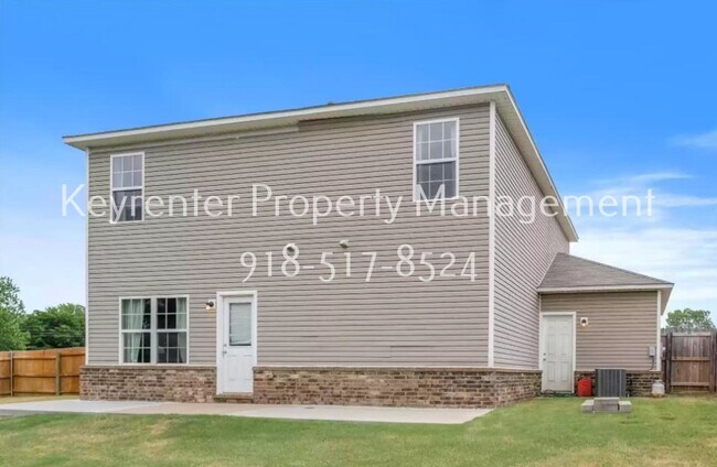 Building Photo - 3 Bed | 2.5 Bath in Broken Arrow!