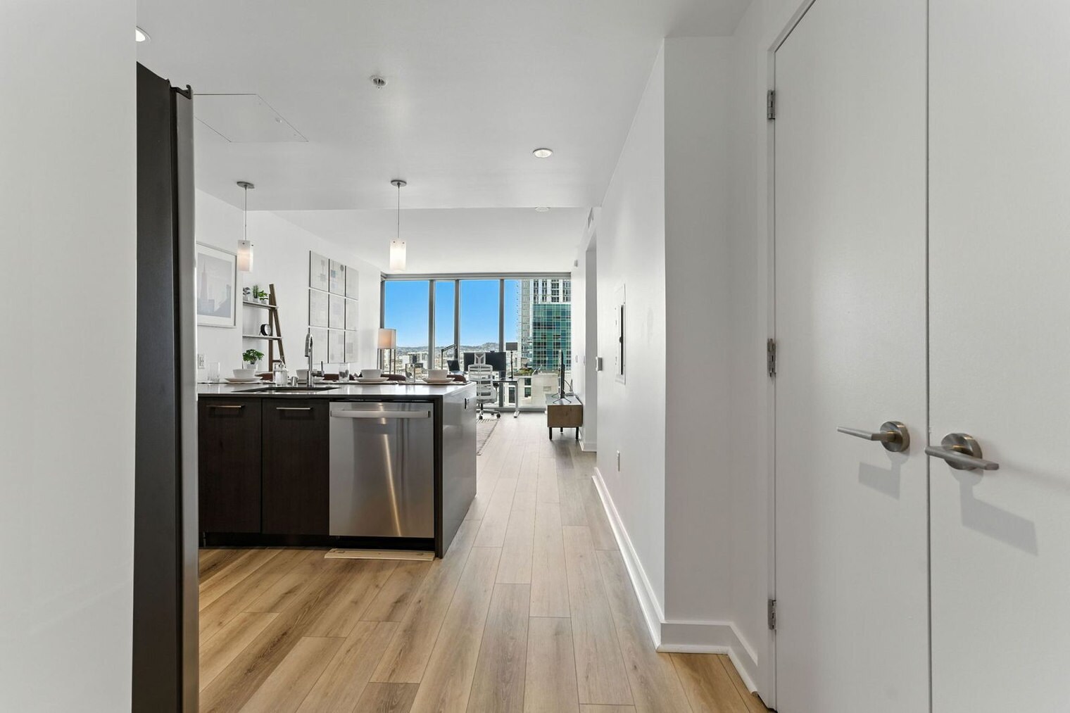 Building Photo - 399 Fremont St