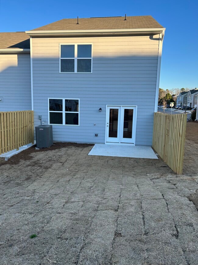 Building Photo - 69 Rydal Wy