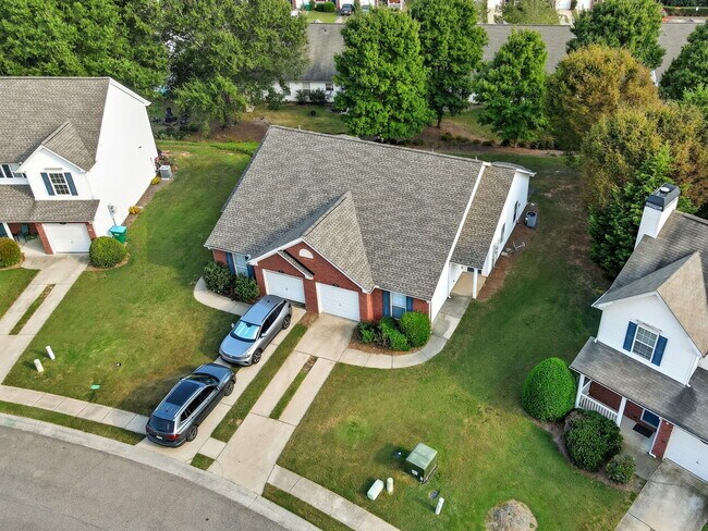 Building Photo - 273 Cottonwood Creek Cir