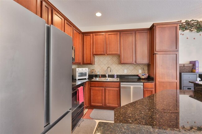 Building Photo - 1307 Salem Orchard Ln