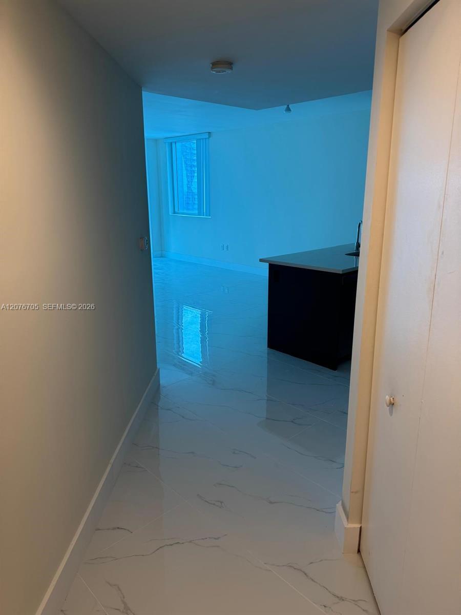 Building Photo - 500 Brickell Ave