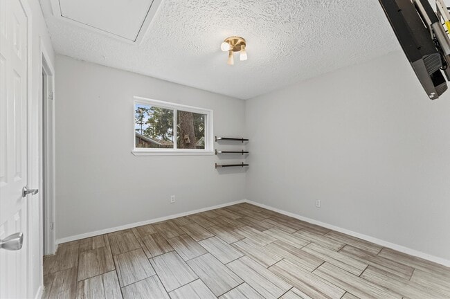 Building Photo - 12319 Campos Dr