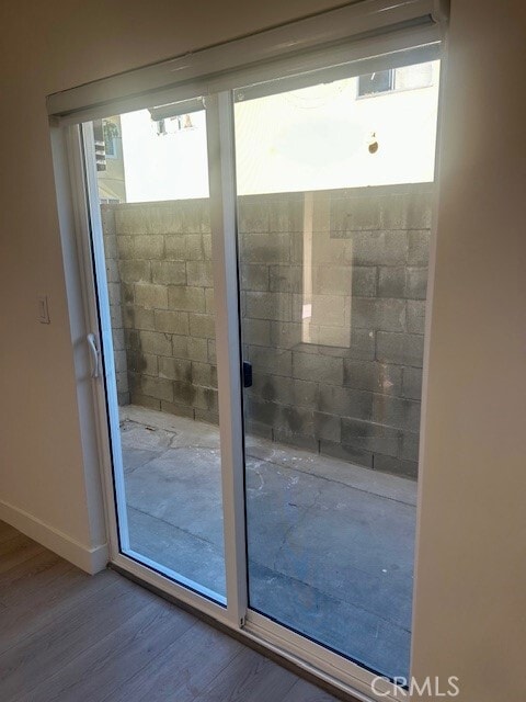 Building Photo - 5945 Riverton Ave