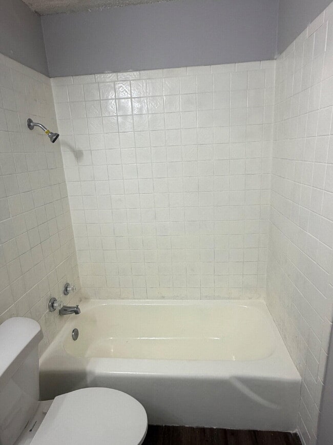 Building Photo - 3211 35th St