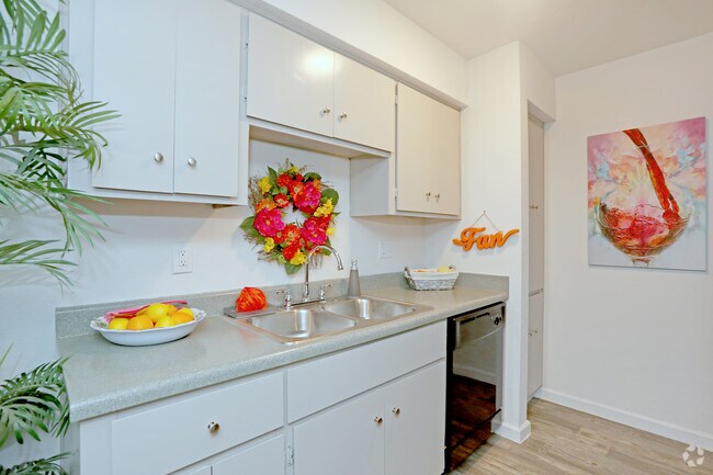 2BR, 2BA - The Cortona - 808 SF - Where Comfort Meets Affordability