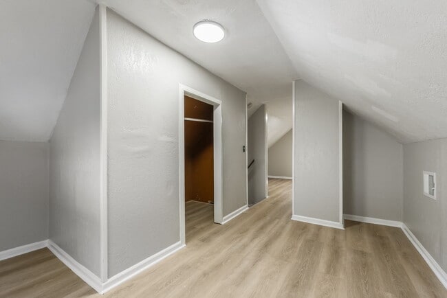 Building Photo - 5760 College Ave