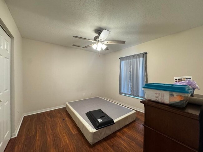 Building Photo - 3/2 in Daytona Beach