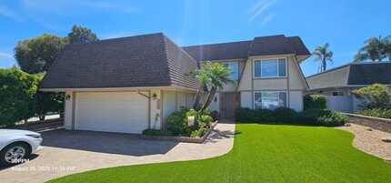 Building Photo - UNIVERSITY CITY / SAN DIEGO - Nice 5 Bedro...