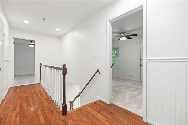 Building Photo - 78 Pheasant Dr SE